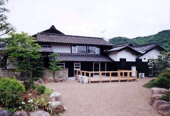 �o���A�t���[�^���m�x�[�V���� �Ö��ƍĐ�