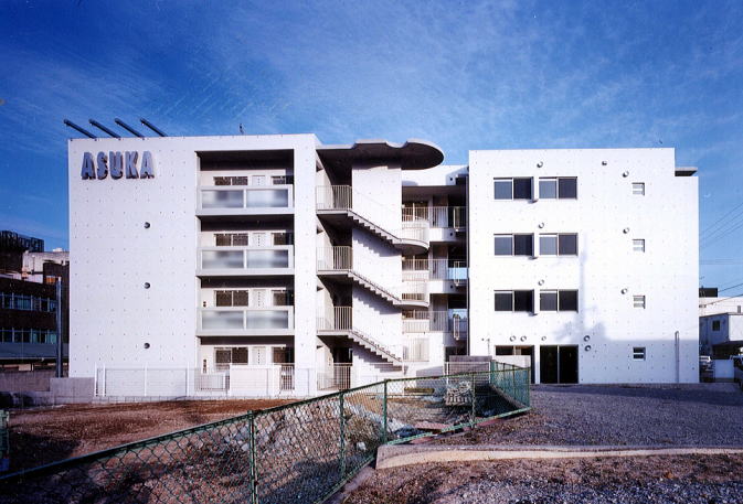 ��ɉf���锒���O��