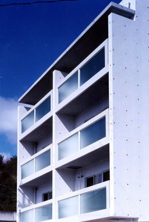 �K���X�̃o���R�j�[