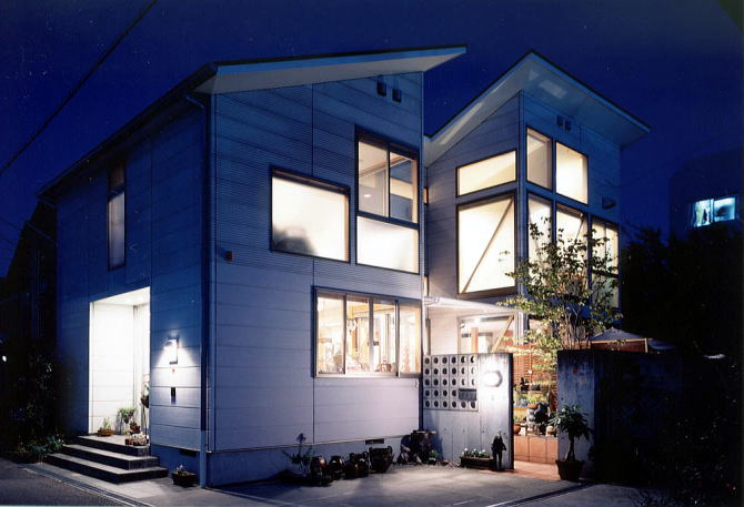 ����������₳������