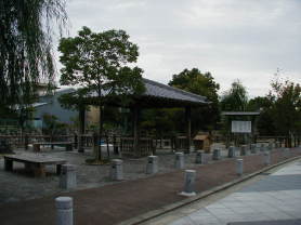 ���j��������