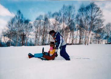 �ʐ^1-9 �킴�ƐV���
������Đ��H�ׂĂ���Ray